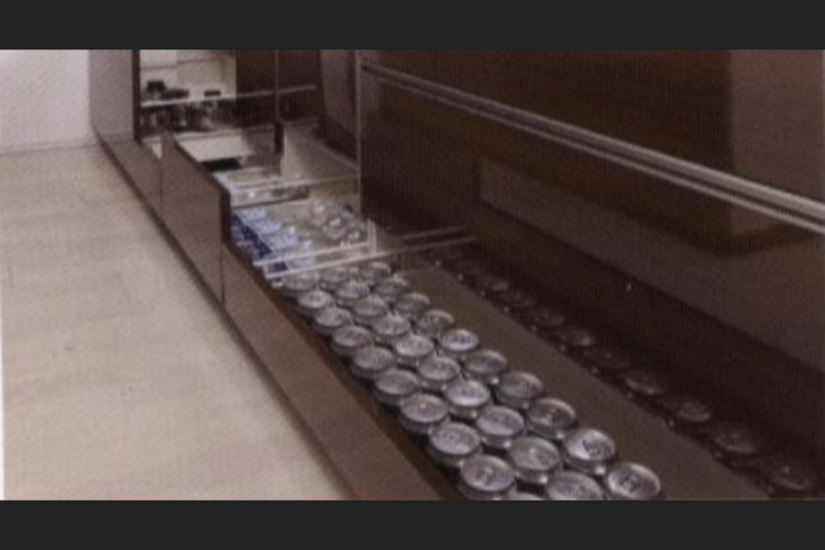 アクアヴィスタの巾木収納